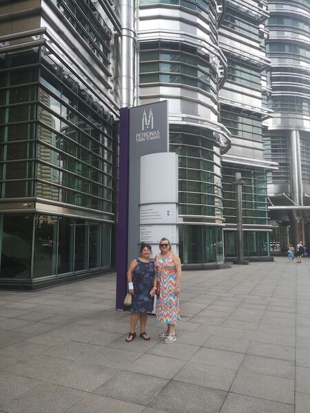 File:Petronis Towers.jpg