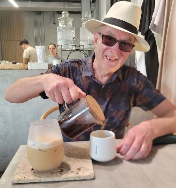 File:Panama City Coffee.jpg